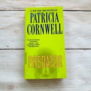 Patricia Cornwell Predator Paperback Novel